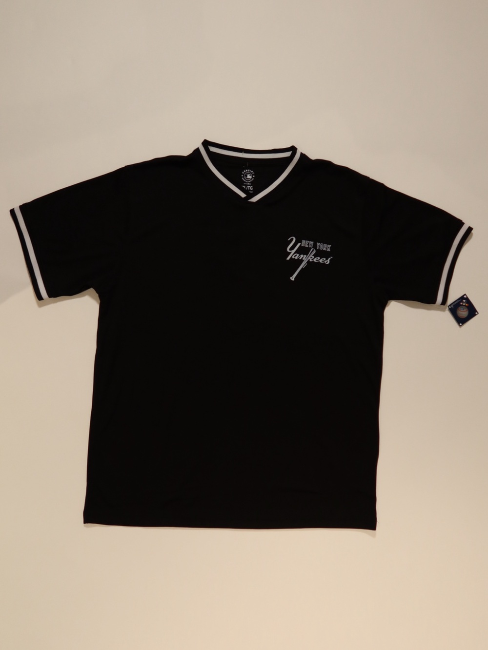 New York Yankees Genuine Merchandise Black Ringer T-Shirt — XL